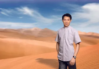 柒牌服装橱窗宣传图片