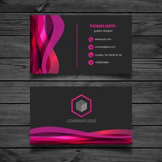 红色简洁大气时尚创意名片