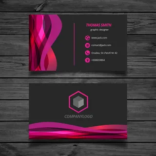 红色简洁大气时尚创意名片