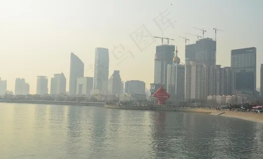 五四广场一隅 五四广场一隅