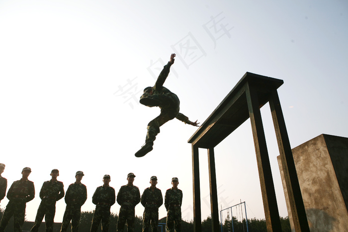 武警 部队练习图片