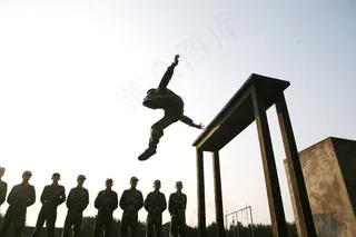 武警 部队练习图片