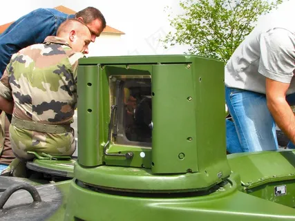 法国勒克莱尔坦克图片