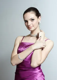 美女模特 广告模特 女人 珠宝模特...