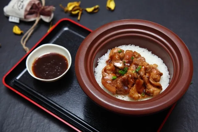 黑椒鸡扒饭