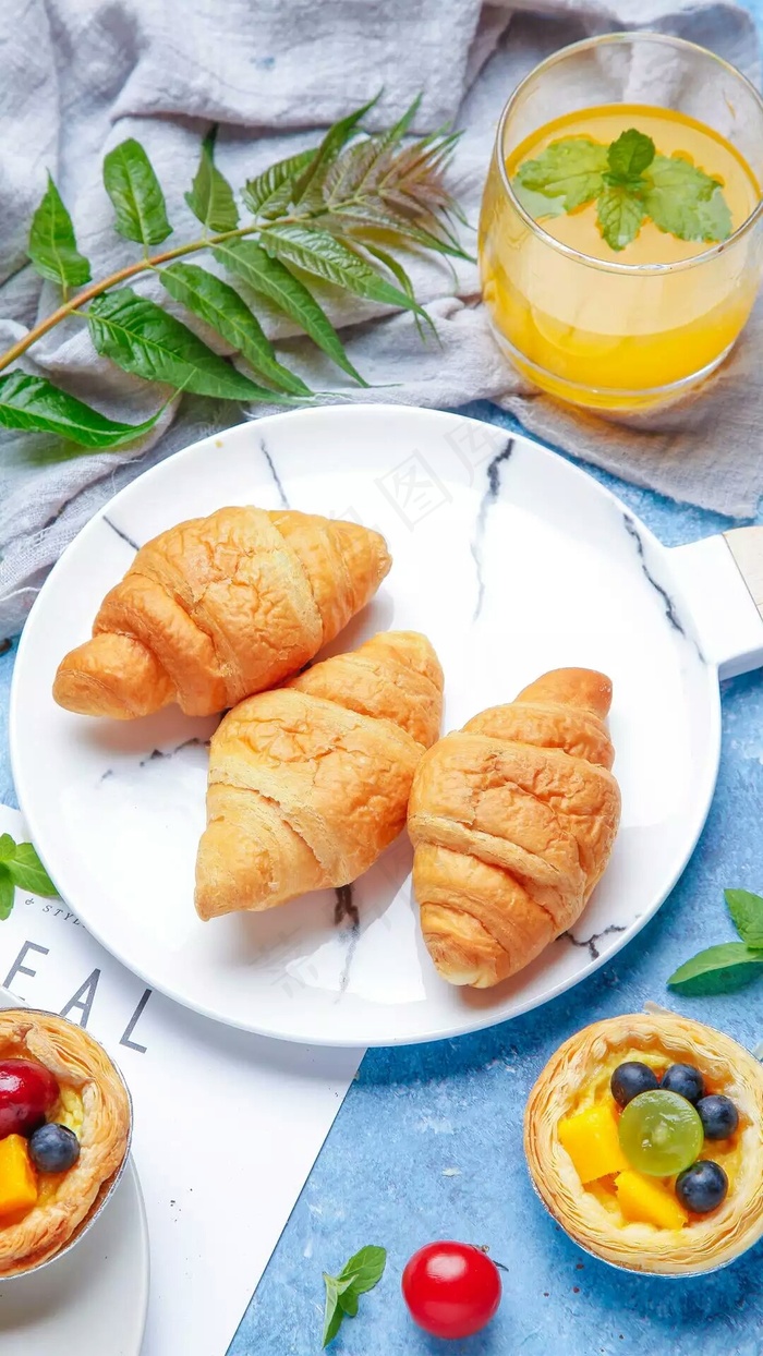 牛角包高清摄影图片