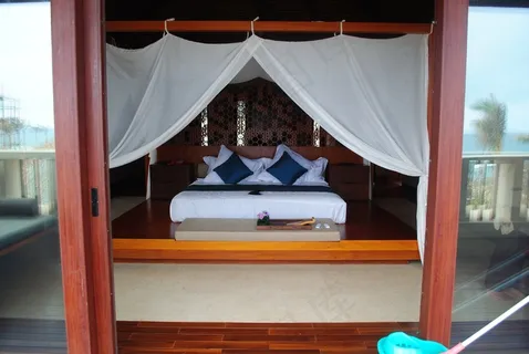 三亚香水湾一号样板间卧室图片