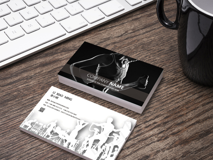 健身简约大气商务通用名片设计