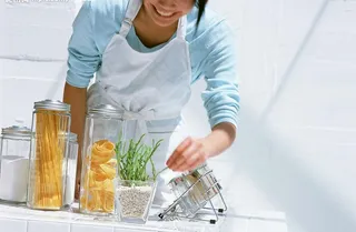美女厨房生活图片