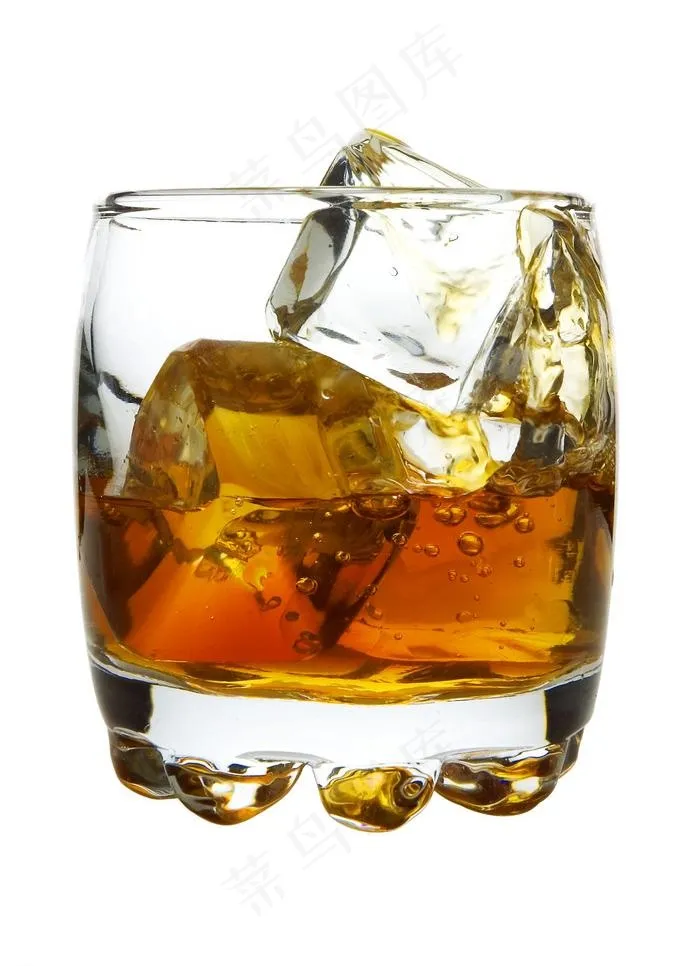 玻璃杯洋酒图片psd模版下载