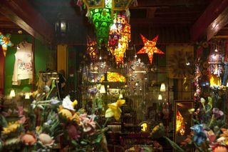 山西平遥古城橱窗图片