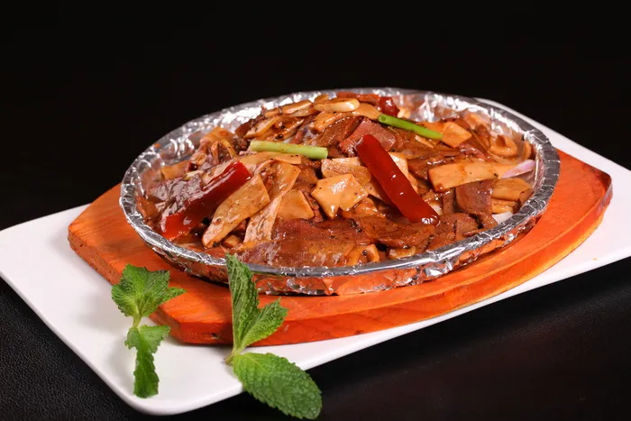 杏鲍菇爆牛舌图片