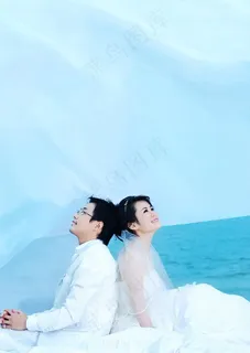 海边婚纱样片图片