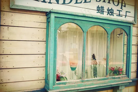 小木屋 橱窗图片 小木屋 橱窗图片