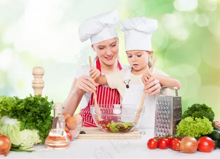 厨师装扮的大人小孩烹饪美食健康家庭情侣亲子素材 厨师装扮的大人小孩烹饪美食健康家庭情侣亲子素材