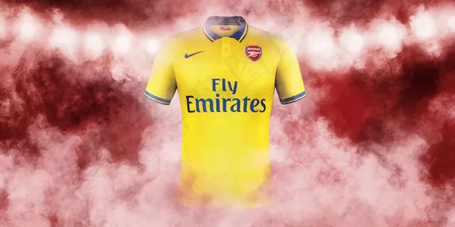 足球俱乐部队服图片