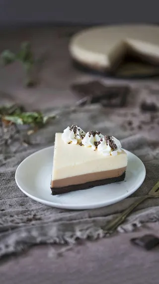 三层面包高清摄影图片