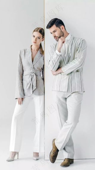 一对外国男女高清摄影图片
