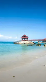 大海上的一座凉亭高清摄影图片 大海上的一座凉亭高清摄影图片