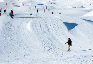 美丽滑雪场风景