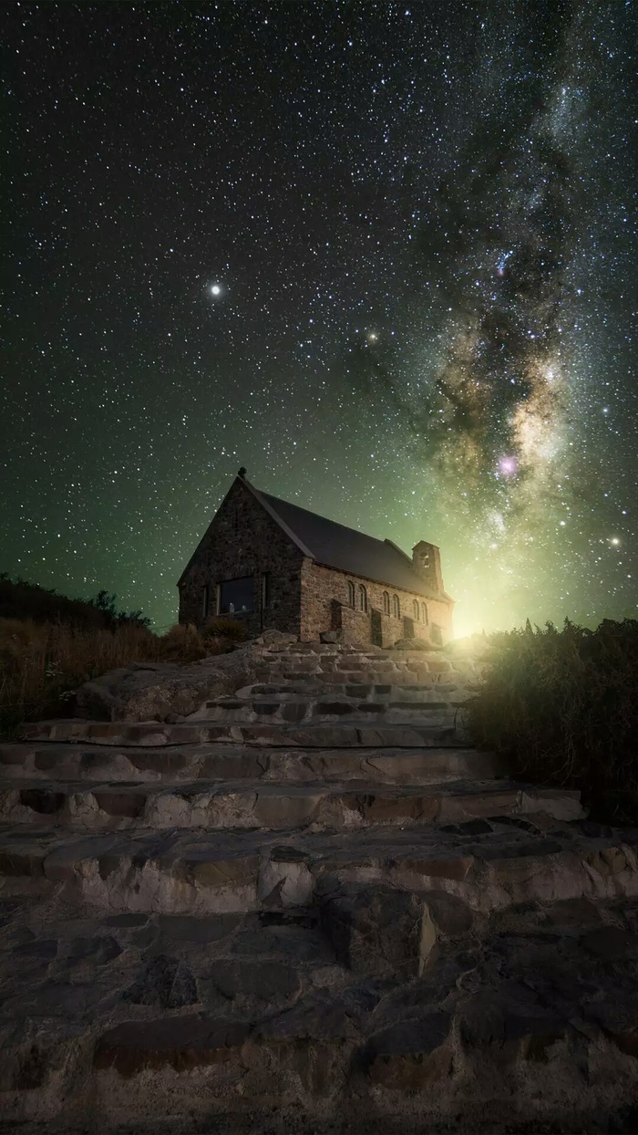 星空下的房屋高清摄影图片
