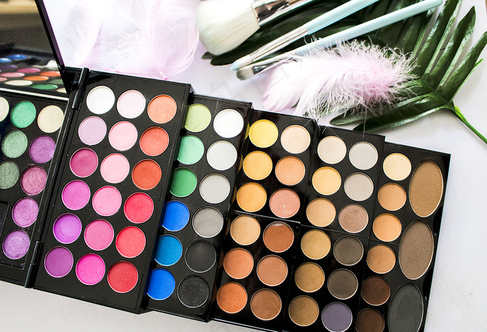 多色眼影盘化妆品