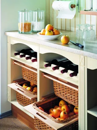 欧式实木橱柜 浅色图片