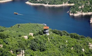 青龙峡水库鸟瞰图片