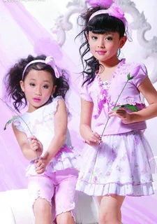 菁菁草女孩模特图片 菁菁草女孩模特图片