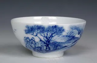 青花瓷碗