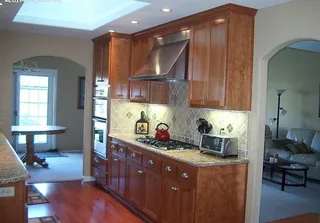 开放式袖珍实木装修厨房图片