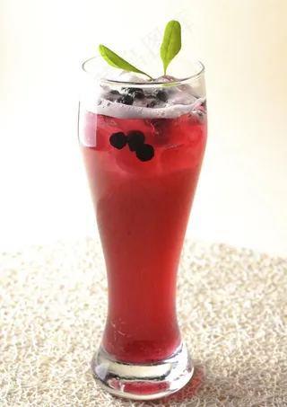 蓝莓香荔冰茶图片