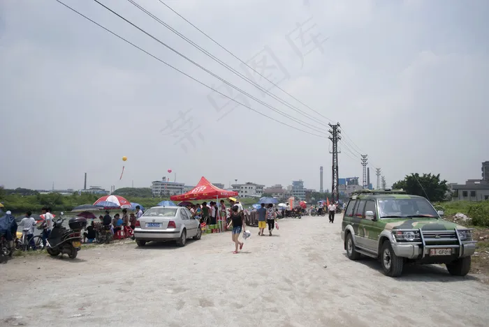 龙舟赛现场观众图片