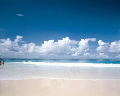 夏威夷海滩 蓝天白云图片 夏威夷海滩 蓝天白云图片