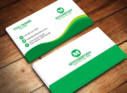 绿色清新大气名片设计
