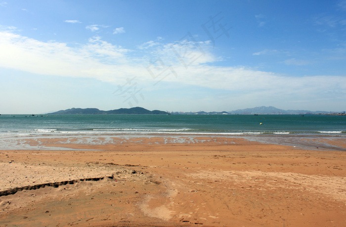青岛海滩图片