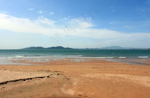 青岛海滩图片