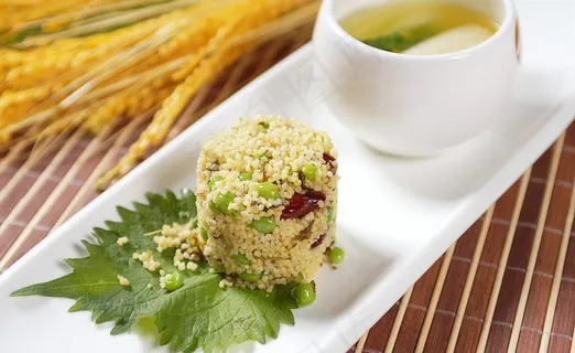 雪菜甜豆小米饭图片 雪菜甜豆小米饭图片