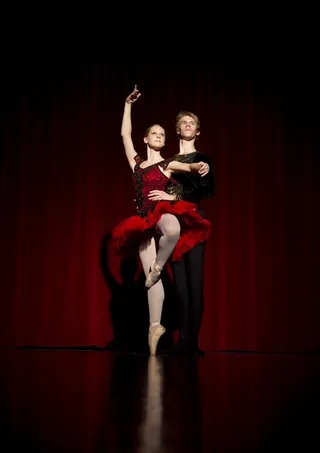 芭蕾舞者形象照片图片