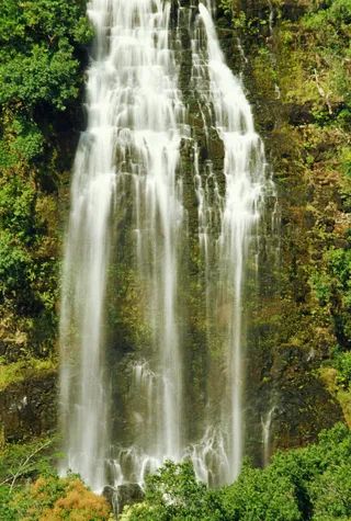 美丽瀑布摄影高清图片