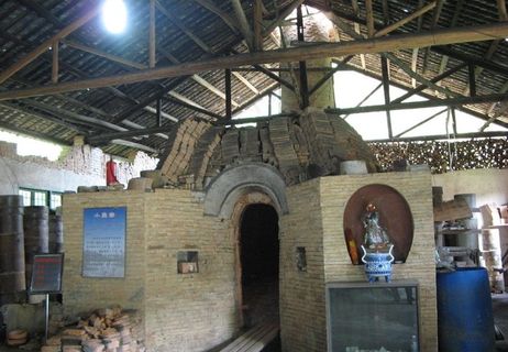 景德镇烧制青花瓷的小柴窑