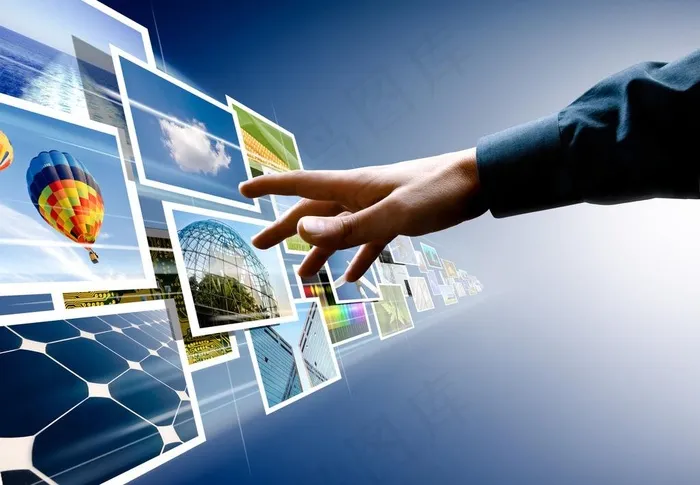 伸手抓移动相片图片