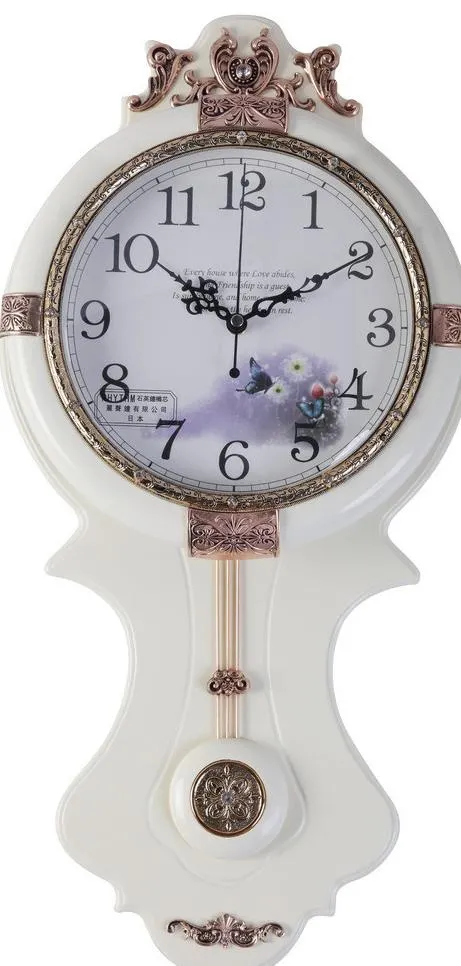 白色欧式挂钟图片