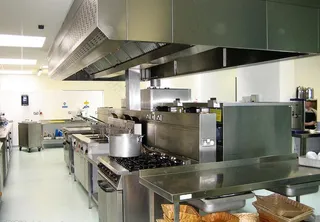 酒店厨房全不锈钢组合厨图片