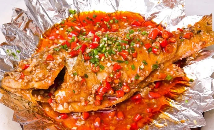 铁板干烧鲈鱼图片