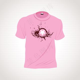 灰色背景孤立的T恤