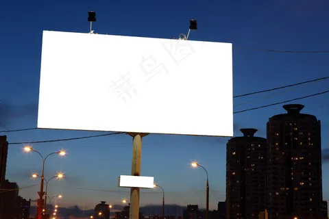 城区内广告牌
