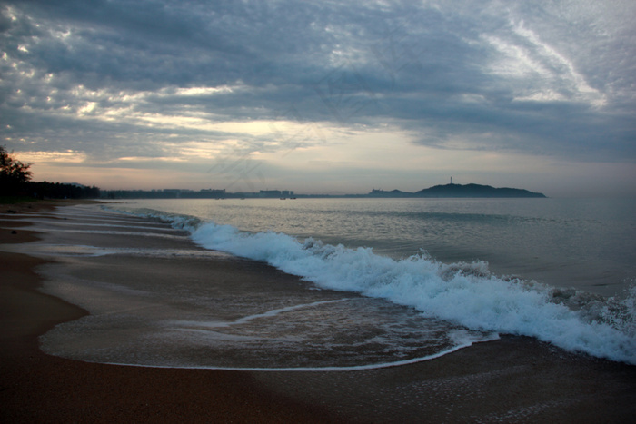 海棠湾清晨图片