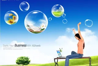 工作中的休闲美女图片