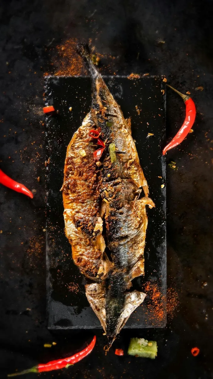 烤鱼高清摄影图片